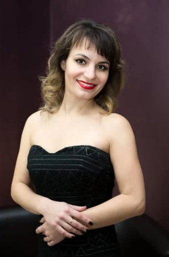 <em>Isabel H.</em>